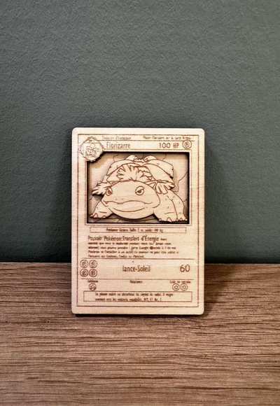 Carte Pokémon Florizarre en bois 3D – photo 1