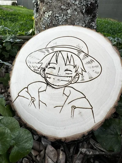 Dessous de plat Luffy en bois gravé – photo 3